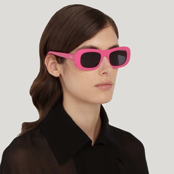NEW!!! SALVATORE FERRAGAMO Sunglasses SF1046S 650 Authentic - Picture 1 of 11